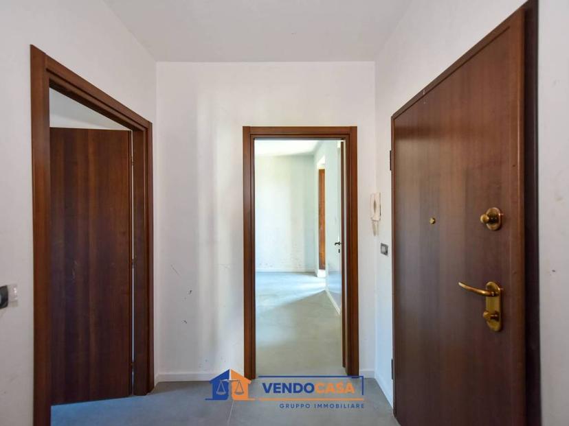 Trilocale via Braida 53, Centro, Carignano