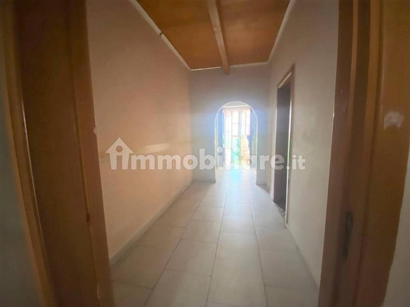 Trilocale Vico San Giulio 11, Centro, Ercolano