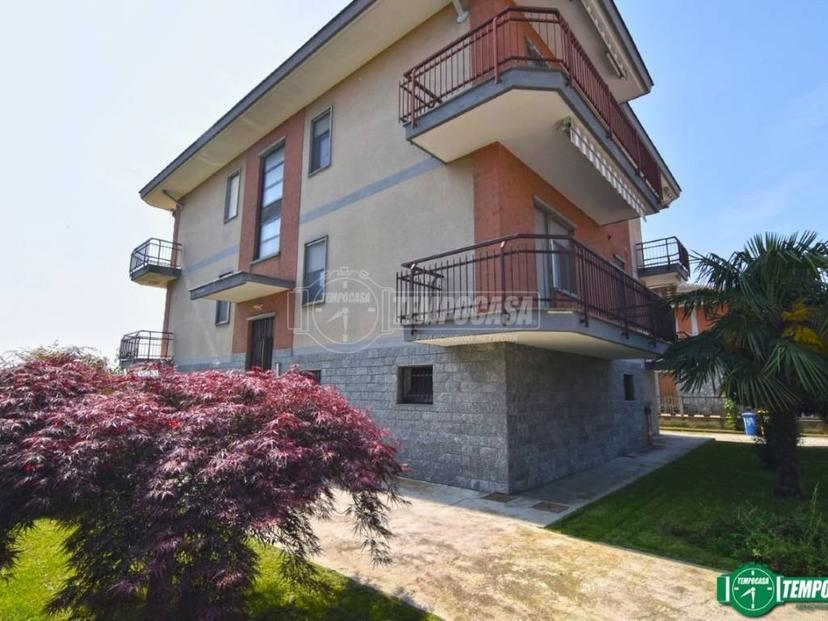 Trilocale via Tiburzio Garrone 22, San Benigno Canavese