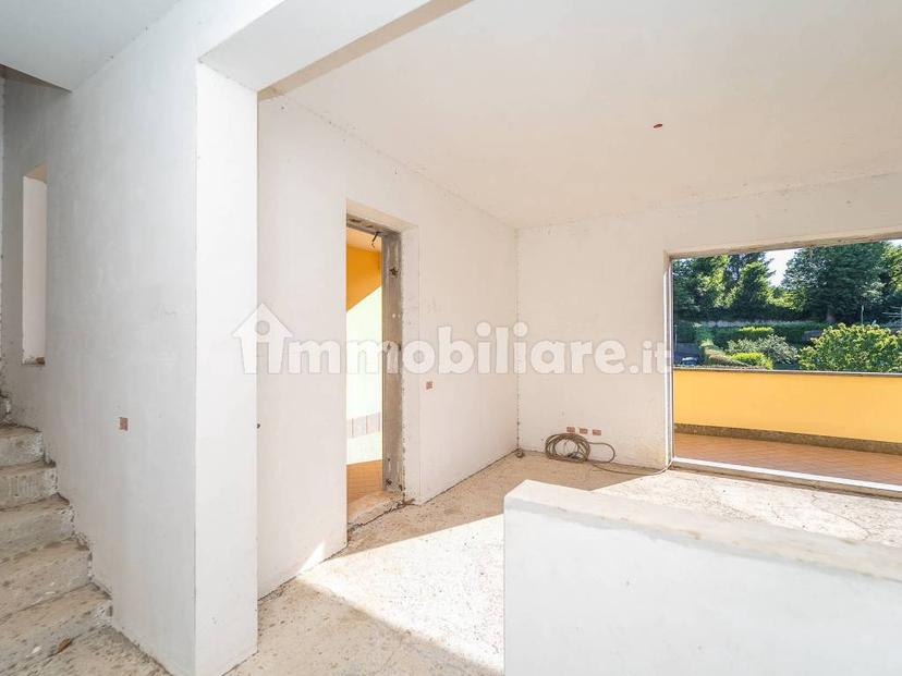 Villa bifamiliare via delle Ortensie, Centro, Rocca di Papa — foto 10 di 37