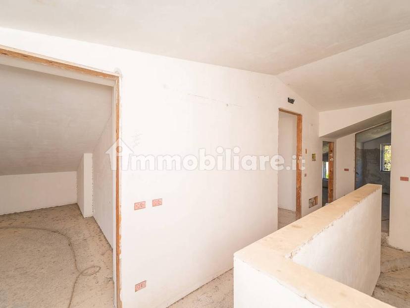 Villa bifamiliare via delle Ortensie, Centro, Rocca di Papa — foto 5 di 37