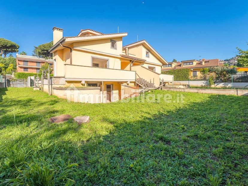Villa bifamiliare via delle Ortensie, Centro, Rocca di Papa — foto 17 di 37