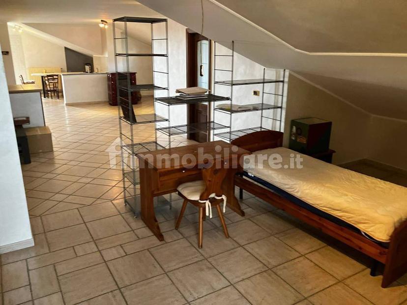 Appartamento in villa viale dei Tigli 18, Centro, Borgaro Torinese