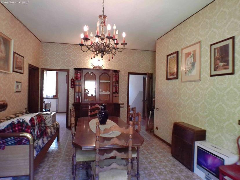 Villa unifamiliare, da ristrutturare, 414 m², Centro, Monterenzio