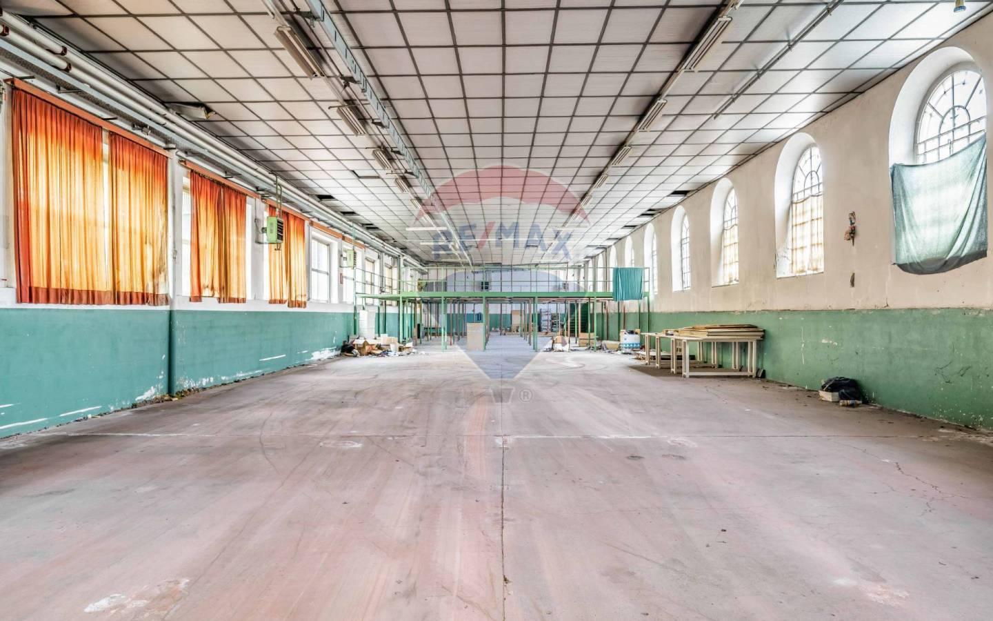 Loft via Garibaldi 30, Centro, Lonate Pozzolo
