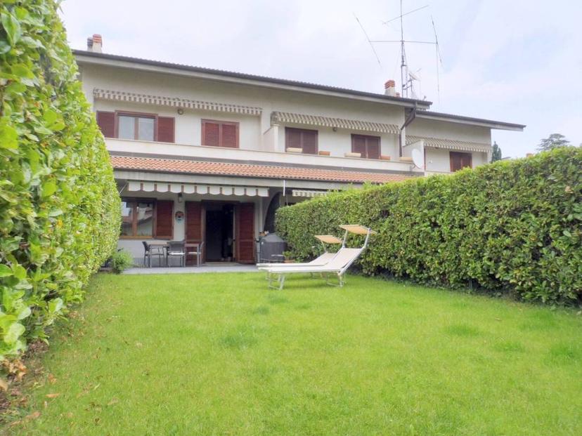 Villa a schiera via Gorizia, Centro, Rivalta di Torino