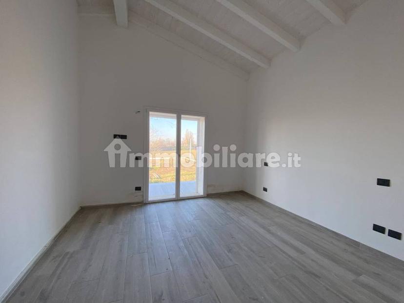 Villa plurifamiliare via Persiceto 30, Sala Bolognese