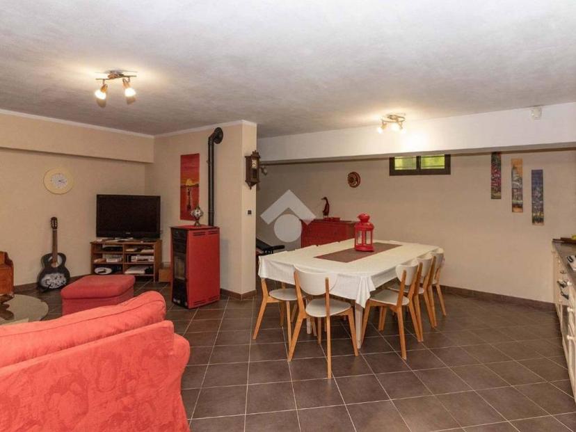 Villa unifamiliare via Santa Lucia 17, Malanghero, San Maurizio Canavese
