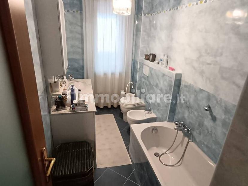 Appartamento Strada Carignano 54, Mercato - Santa Maria, Moncalieri