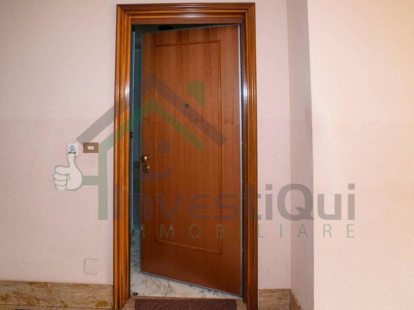 Trilocale via Alcide De Gasperi 50, Centro, Ciriè