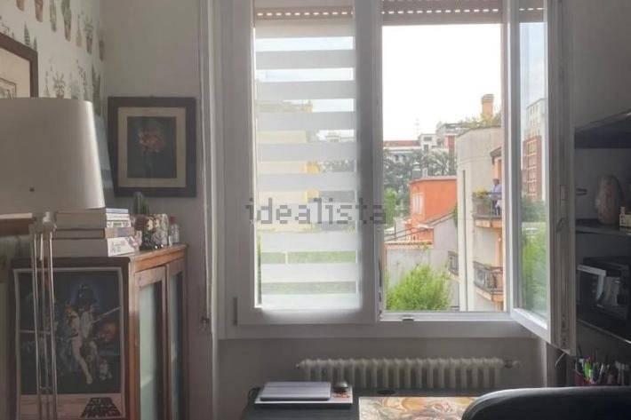 Stanza singola via Leone Tolstoj 24/1, Milano