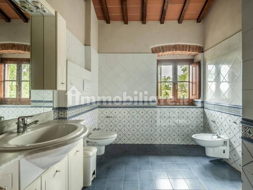 Casa colonica 700 m², Reggello