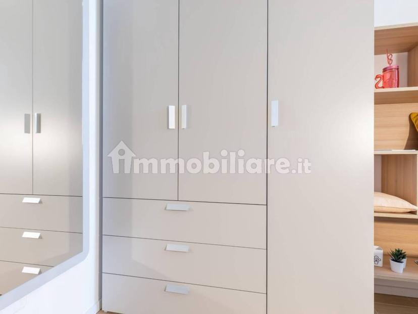 Appartamento via Padova 50, Aurora, Torino