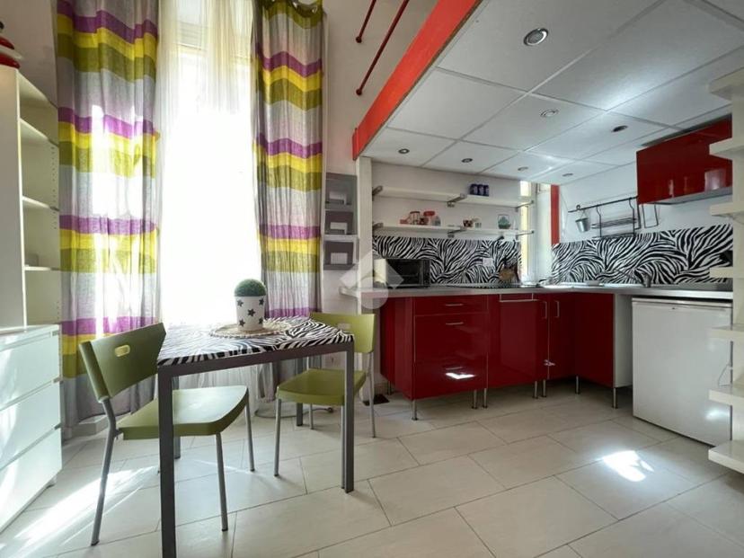 Monolocale via Federico Confalonieri 36, Isola, Milano