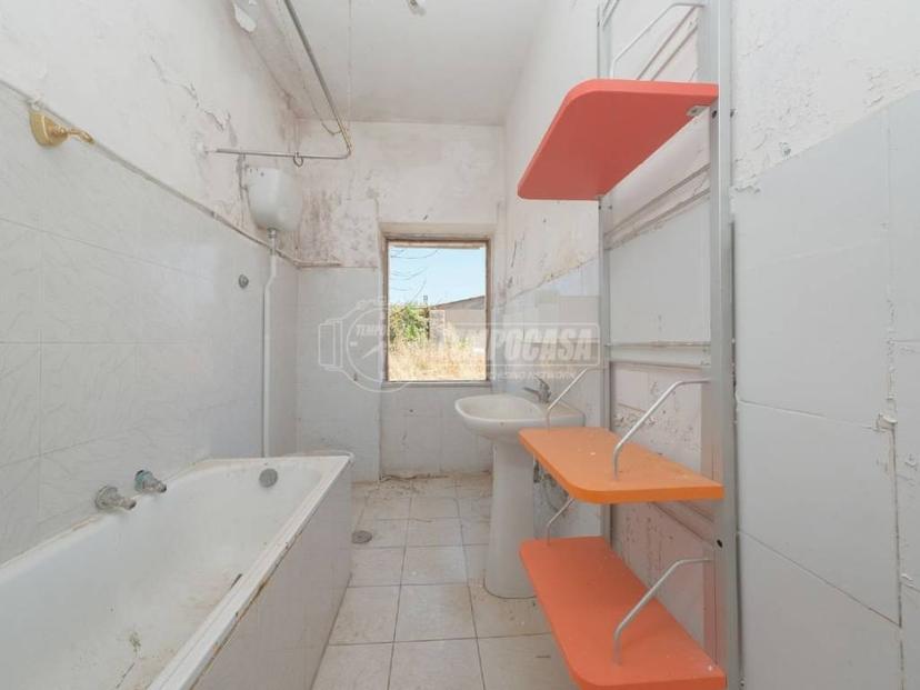 Villa unifamiliare via Amilcare Rossi, Cesano, Roma