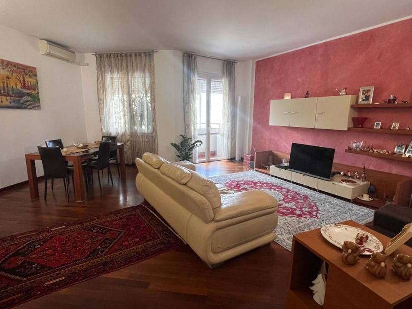 Trilocale piazza San Lorenzo 53, Trezzano sul Naviglio — foto 8 di 17