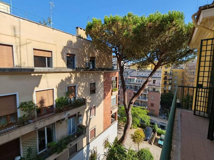 Stanza in affitto in appartamento via Bradano, Roma — foto 47 di 57