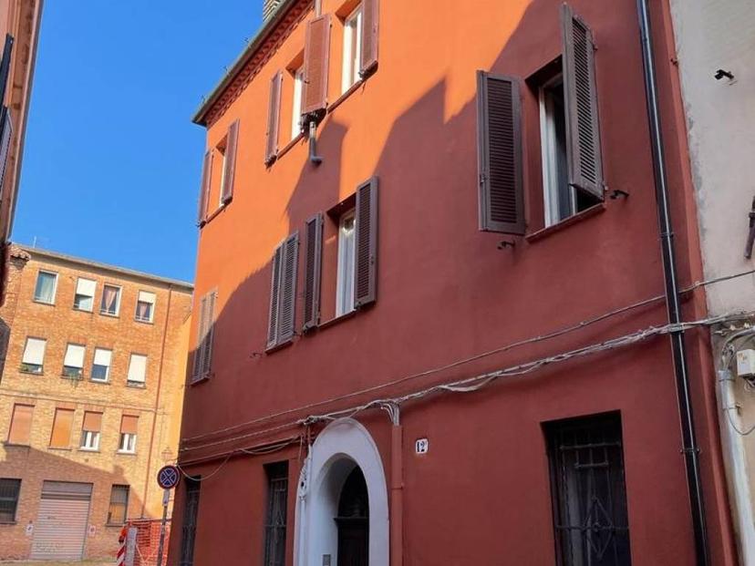 Quadrilocale via del Carbone 12A, Centro Storico, Ferrara — foto 12 di 16