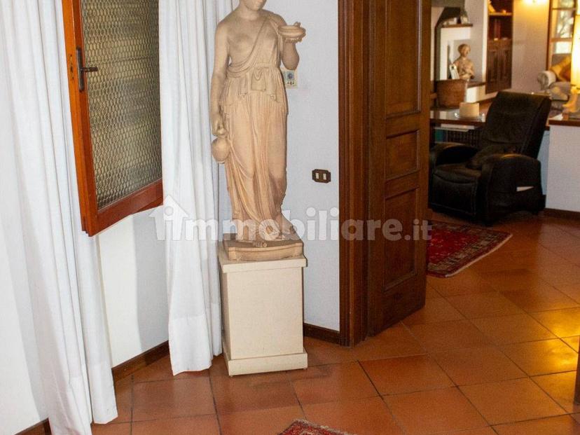 Villa unifamiliare via Cattaneo Cavalcanti, Centro, Signa