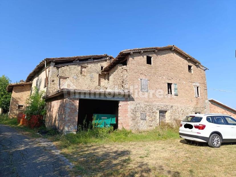 Rustico via Sinistra Guerro 49, Centro, Castelvetro di Modena — foto 2 di 3