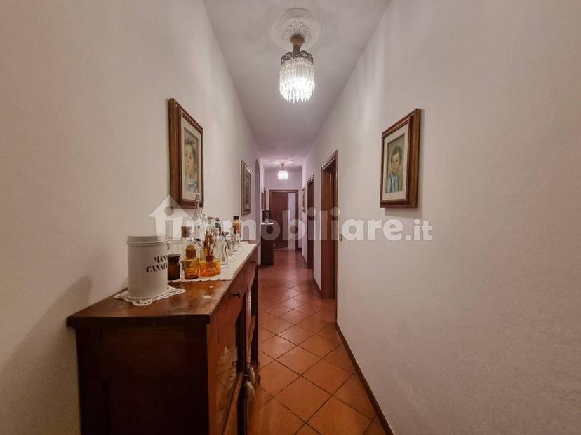 Villa bifamiliare via Roma, Centro, Signa