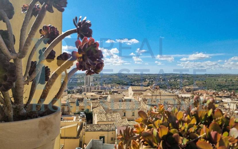 Loft via Tommaso Fazello 228, Centro, Noto