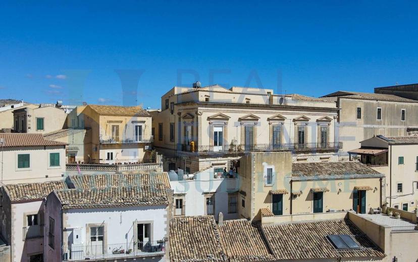Loft via Tommaso Fazello 228, Centro, Noto — foto 3 di 39