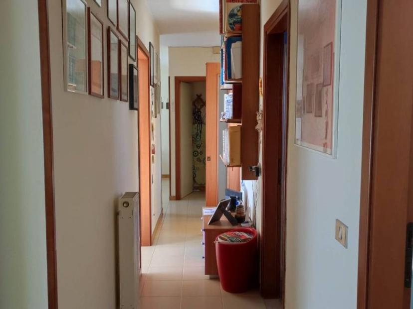 Quadrilocale via Diocleziano 324, Fuorigrotta, Napoli