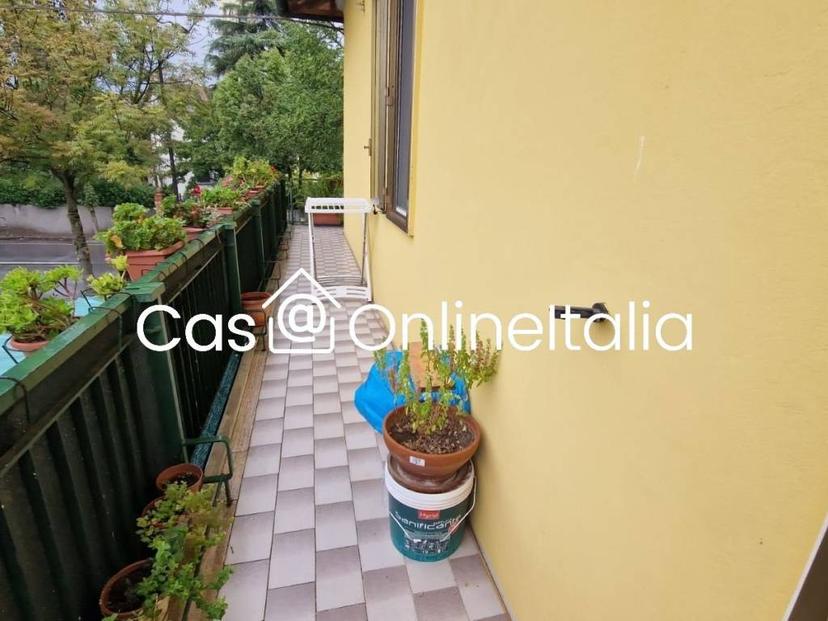 Quadrilocale via Pistoiese, Firenze, 24, Brozzi, Firenze