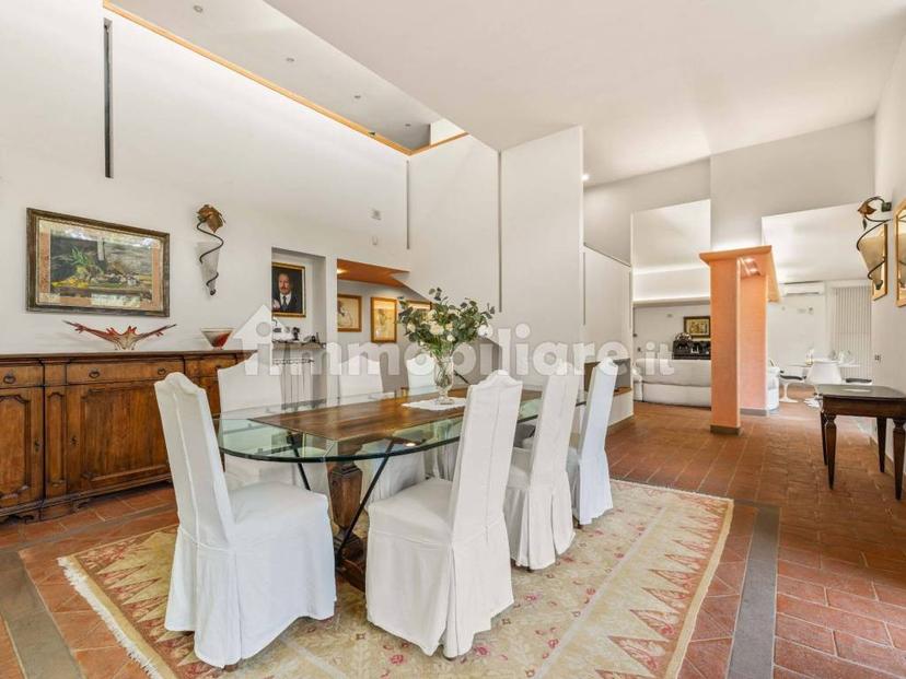 Villa unifamiliare 440 m², Galluzzo, Firenze