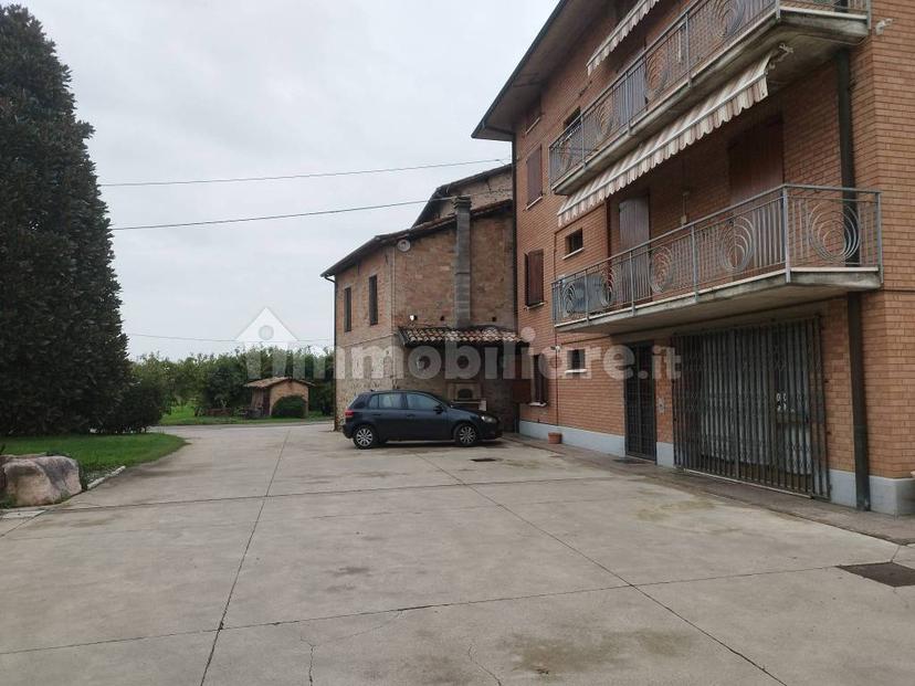Appartamento via Doccia, Centro, Vignola — foto 17 di 17