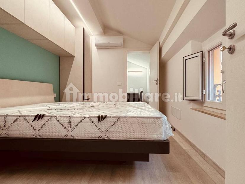 Mansarda ottimo stato, 35 m², Centro Storico, Modena — foto 6 di 18