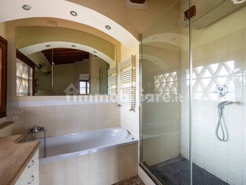 Villa unifamiliare via Ribaldaccio, Centro, Montespertoli
