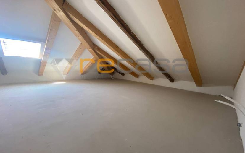 Loft via Don Minzoni 3, Centro, Montecorvino Rovella — foto 5 di 15