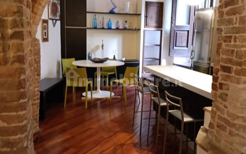 Loft via del Roscetto, Centro Storico, Perugia — foto 16 di 21