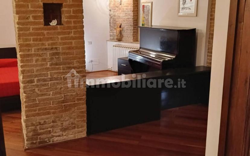 Loft via del Roscetto, Centro Storico, Perugia — foto 5 di 21