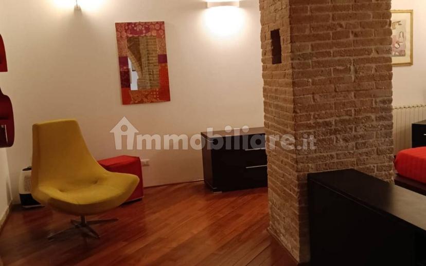Loft via del Roscetto, Centro Storico, Perugia — foto 9 di 21