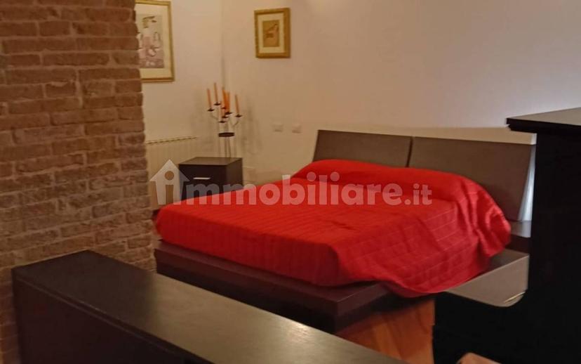 Loft via del Roscetto, Centro Storico, Perugia — foto 3 di 21