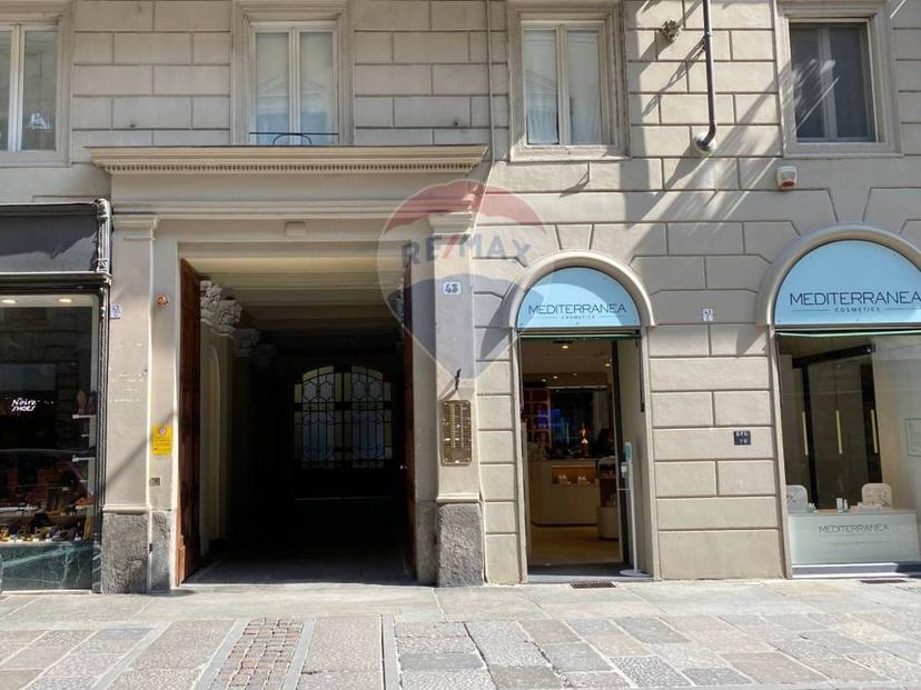 Bilocale via Carlo Alberto 43, Via Roma, Torino