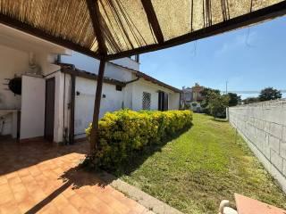 Villa plurifamiliare viale Corona Boreale 85, Colle Romito, Ardea