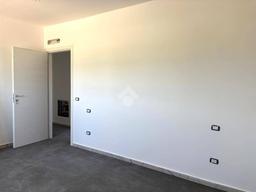 Trilocale via Gorizia 18, Centro, Ossona