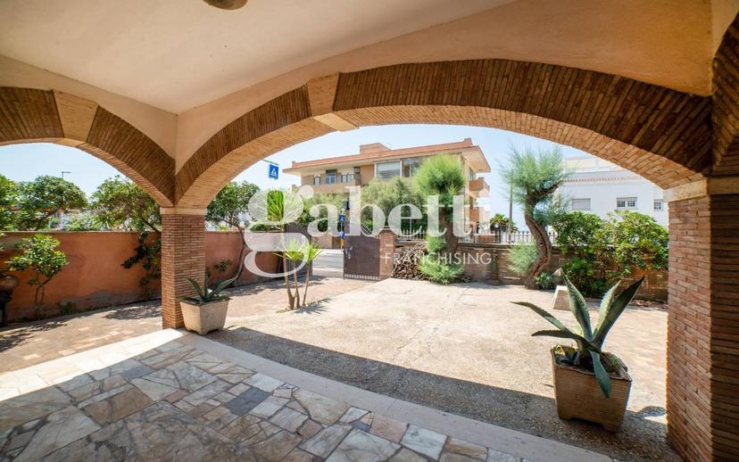 Villa unifamiliare Lungomare delle Sirene, Torvaianica - Celori Mare, Pomezia — foto 29 di 35