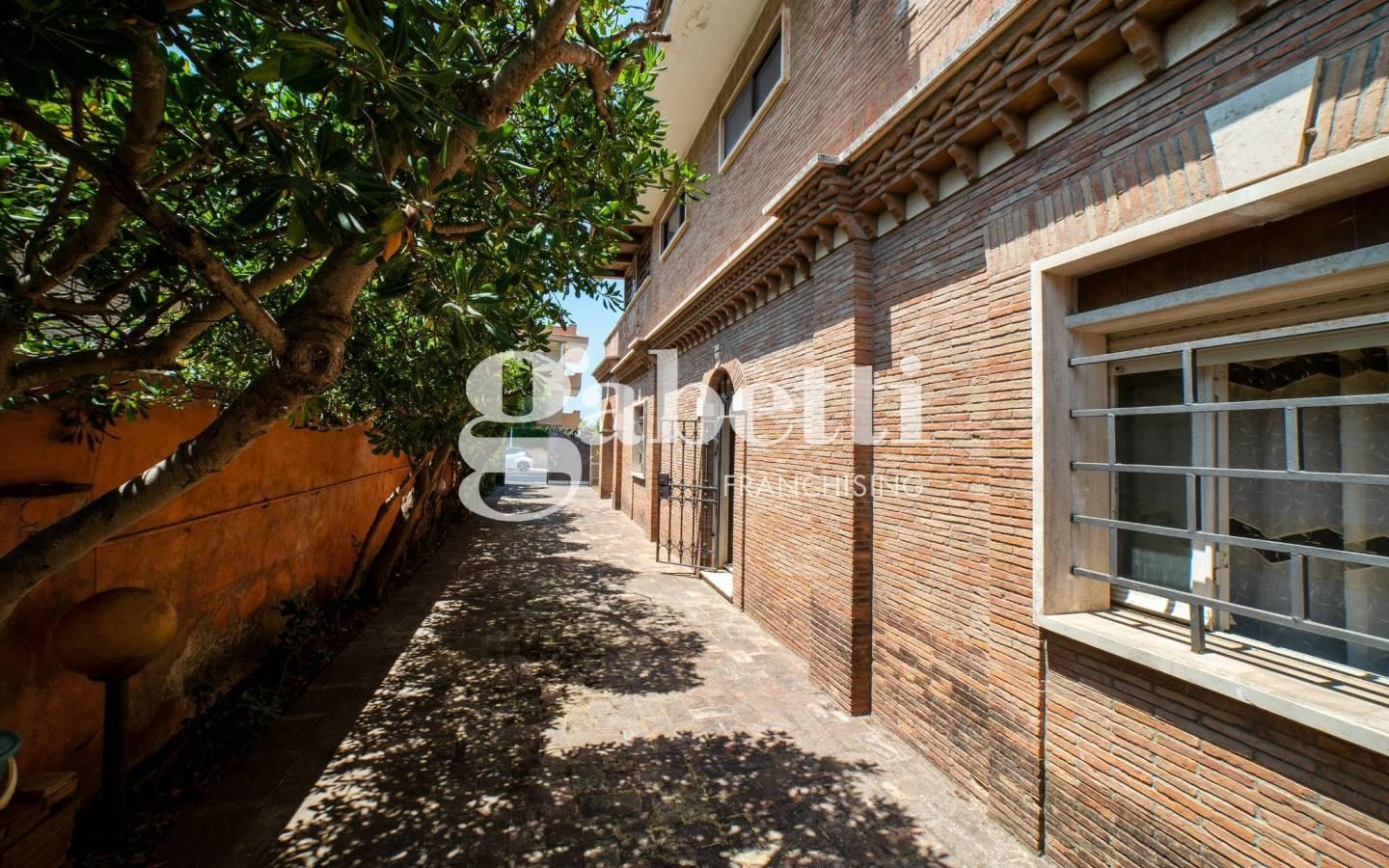Villa unifamiliare Lungomare delle Sirene, Torvaianica - Celori Mare, Pomezia