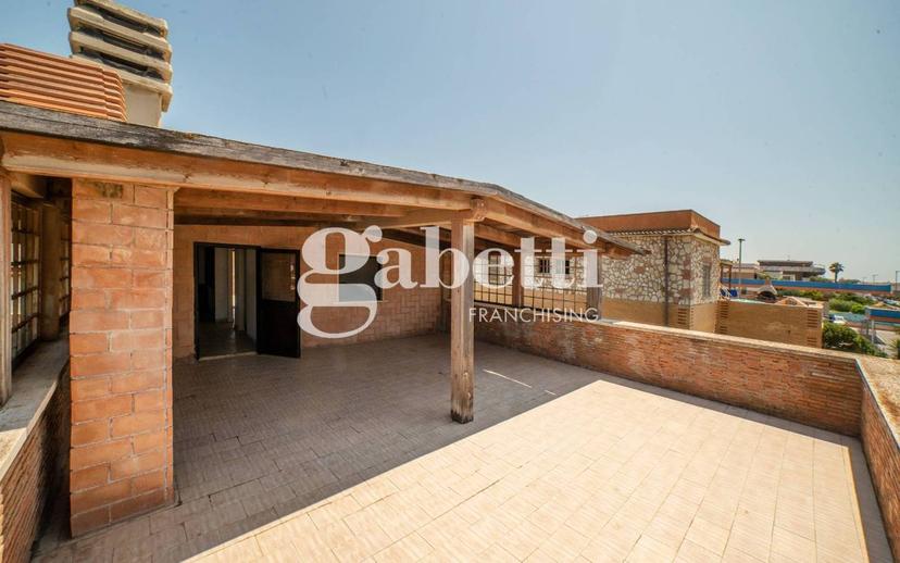 Villa unifamiliare Lungomare delle Sirene, Torvaianica - Celori Mare, Pomezia — foto 18 di 35