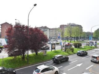 Trilocale via Pietro Cossa 11, Parella, Torino