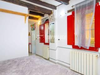 Monolocale via Centotrecento, Irnerio, Bologna