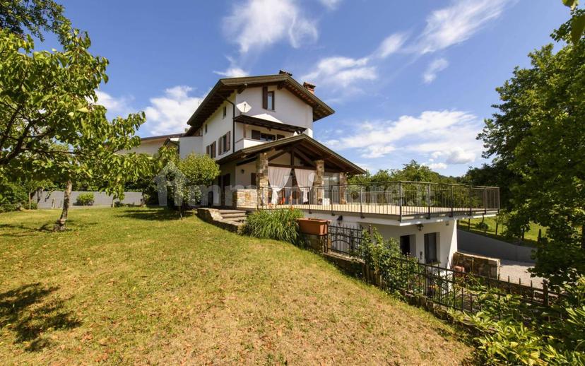 Villa unifamiliare Localita' Gradisciutta, San Floriano del Collio — foto 9 di 21