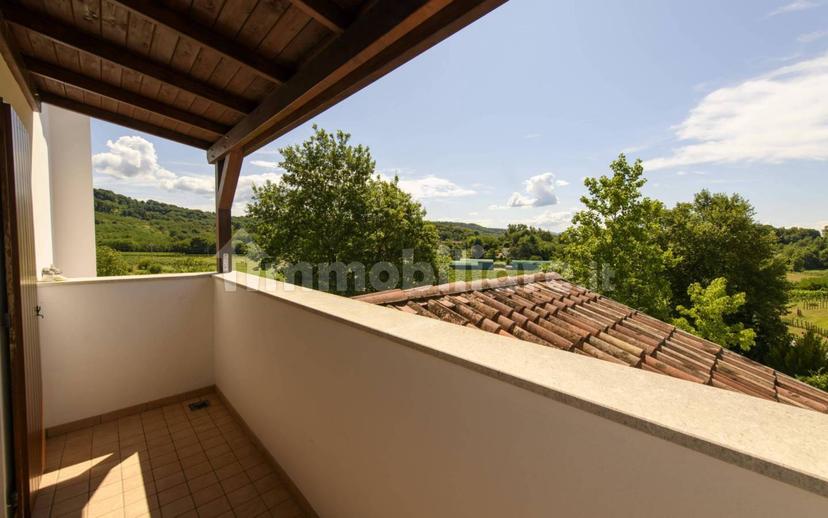 Villa unifamiliare Localita' Gradisciutta, San Floriano del Collio — foto 5 di 21