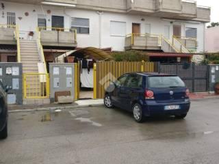 Bilocale via G. Leapardi 26, Centro, Margherita di Savoia