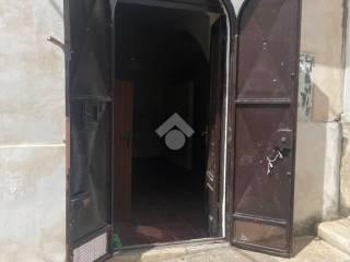Monolocale Vico Ticino 29, Centro, Canosa di Puglia — foto 9 di 12
